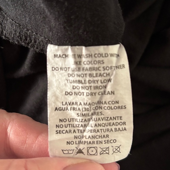 Bebe Long Sleeve Cotton Top with Copper Sequins spelling bebe - 3X - Picture 6 of 8